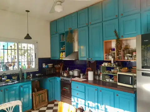 CASA REFACCIONADA A NUEVO 3 AMBIENTES