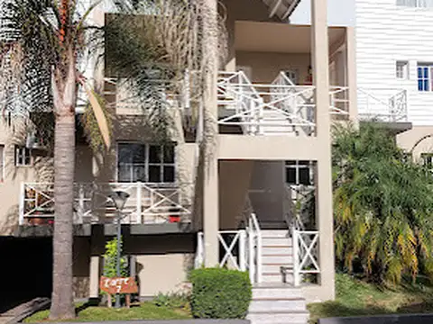 VENDO,departamento. boatcenter,tigre,GBA norte,amarra 