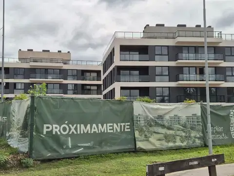 Departamentos 3 ambientes con amenities y garage en GOLF Canton