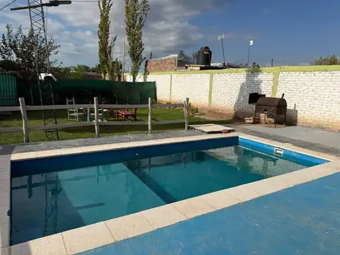 VENTA CASA CON PILETA B. ALTO CORDILLERANO LAVALLE