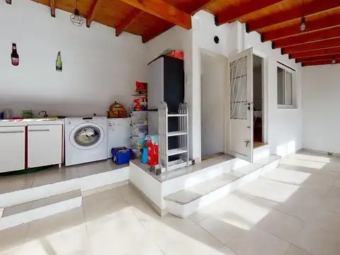 Depto Tipo Casa 3 ambientes con 1 baño