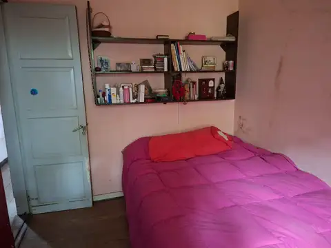 VENTA CASA CON FONDO FLORESTA HISTÓRICO
