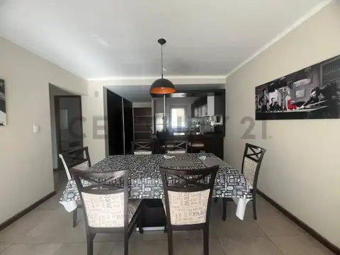 Departamento en Alquiler con 1 cocheras