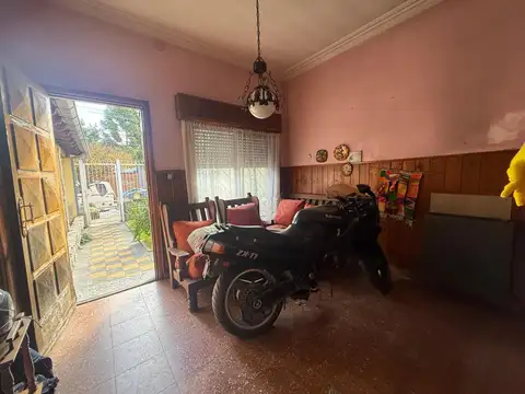 Casa en Venta en Villa Adelina, USD 130.000