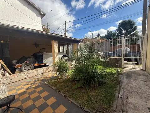 La Calandria 3328