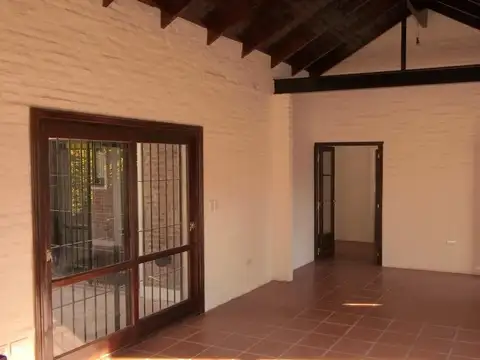 Casa en Venta con 1 cochera