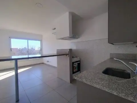 Alquiler Departamento Monoambiente, en Ituzaingo.-