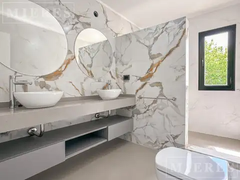 Casa a estrenar en venta en Santa Rita, San Isidro.