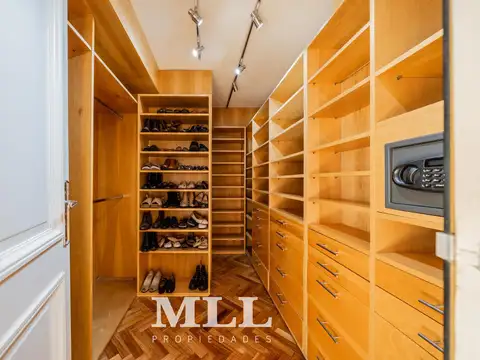 Departamento en Venta con 2 cocheras