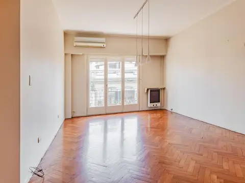 Almagro Norte Departamento en venta 3 ambientes con dependencia