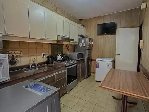 Martin Cespedes e/ Sargento Cabral y Maestra Rocha Montarcé