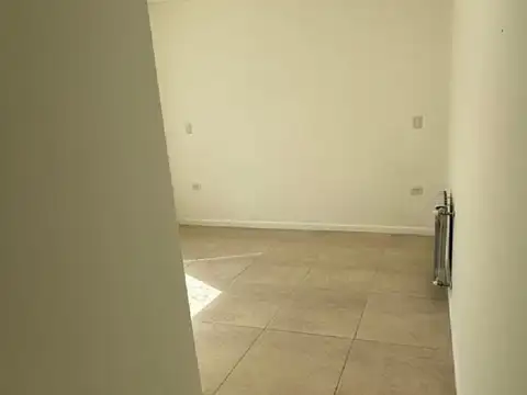 Casa en Alquiler con 1 cochera
