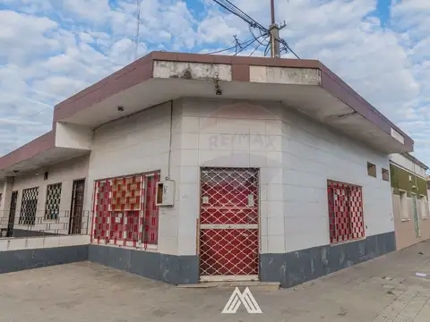 Se alquila local comercial en Pando