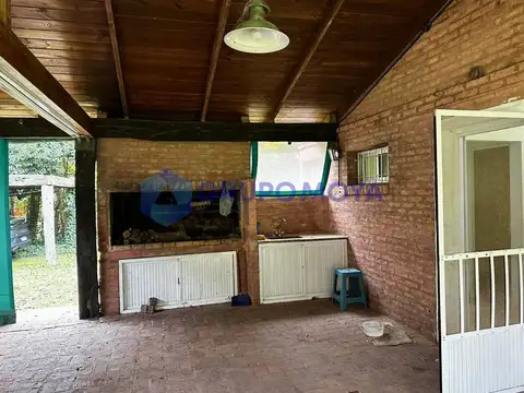 Casa 4 ambientes con 1 baño