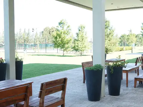 Terreno en Venta 23  mts Fondo