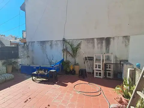 Depto Tipo Casa en Venta en Colegiales, USD 220.000