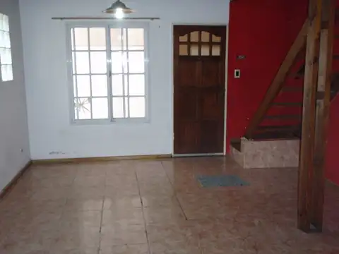 Departamento interno 2 1/2 ambientes con patio.  Ideal inversor  (Alquilado)