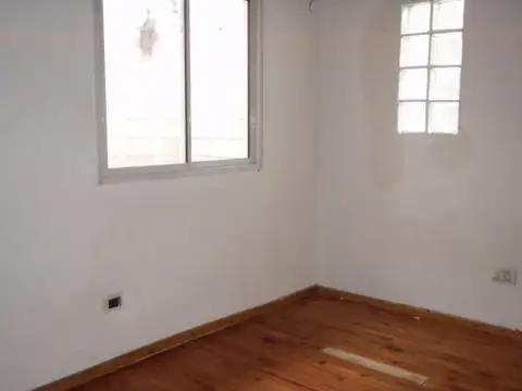 Chascomus 400, Piso PB