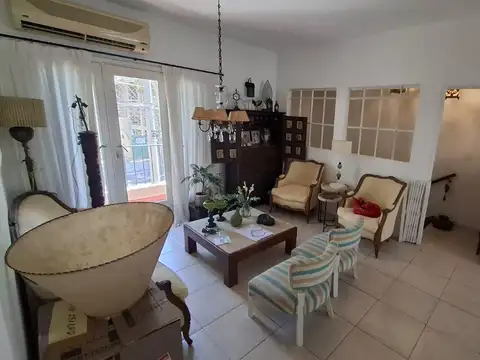 Depto Tipo Casa en Venta de 4 dormitorios