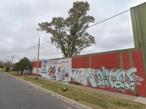 Fraccion Comercial 12.600 m² c/ Frente a 3 calles  - Villa Luzuriaga