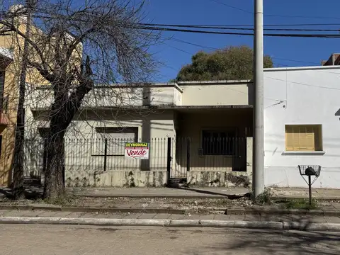 Importante Propiedad zona Comercial de Colón 
