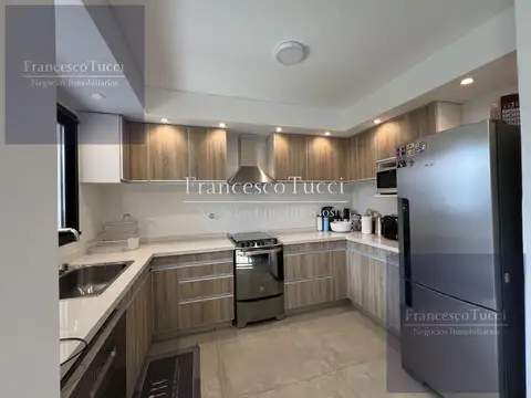 Casa en Venta en Ituzaingó, USD 275.000