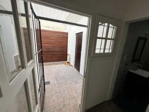 Depto Tipo Casa en Venta con 1 cocheras