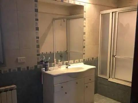 Importante casa en Country CARLOS PELLEGRINI