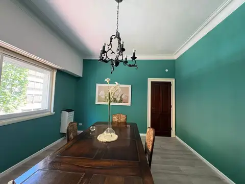 VENTA ph al frente 3 ambientes en la perla con cochera
