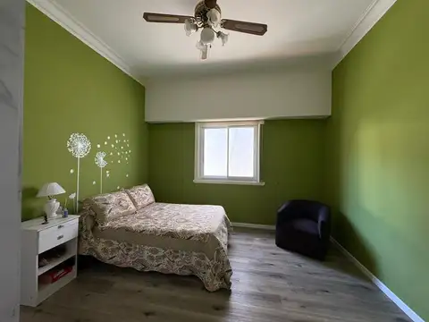 Depto Tipo Casa 3 ambientes con 2 baños