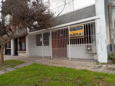 Casa - Alquiler - Argentina, Merlo - CENTENARIO 1600