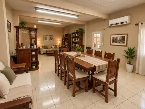 Casa en Venta con 1 cochera