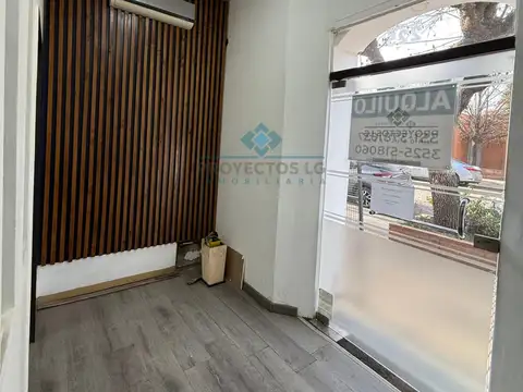Oficina en Alquiler en Jesús María, $ 380.000