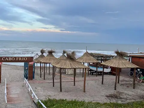 Excelente ubicación Dúplex a media cuadra de la playa