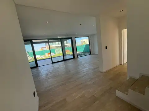 Casa en Venta en Puertos, USD 370.000