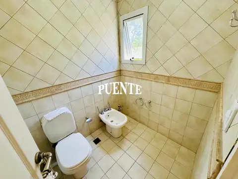 Casa en Alquiler de 3 dormitorios