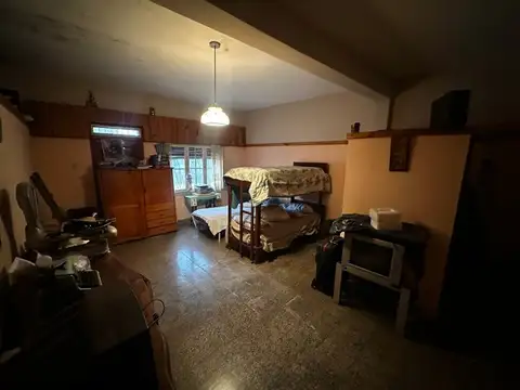 VENTA CASA 5 AMB MULTIFAMILIAR LANUS ESTE