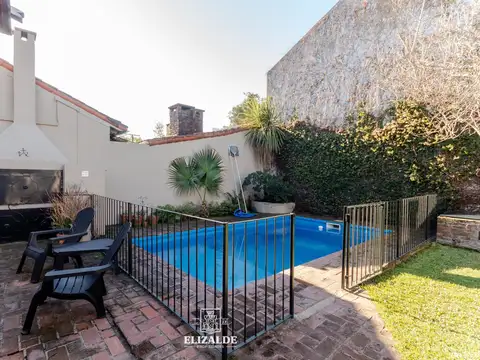 Casa 5 ambientes con 3 baños