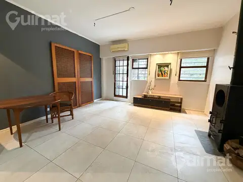 Depto Tipo Casa 5 ambientes con 2 baños