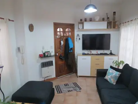 Depto Tipo Casa en Venta de 3 ambientes