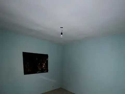 Departamento en Alquiler en Gregorio de Laferrere, $ 250.000