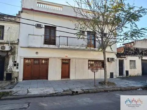 Casa en venta c/ cochera en Piñeyro