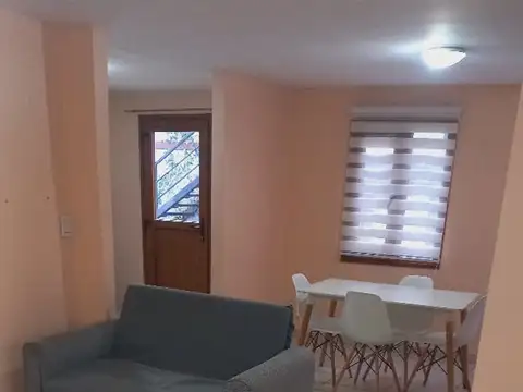 ALQUILER DE CASA - GOB. PAZ 200 -  ZONA CENTRICA