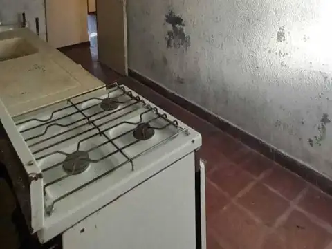 Departamento en Venta en Villa Elvira, USD 48.000