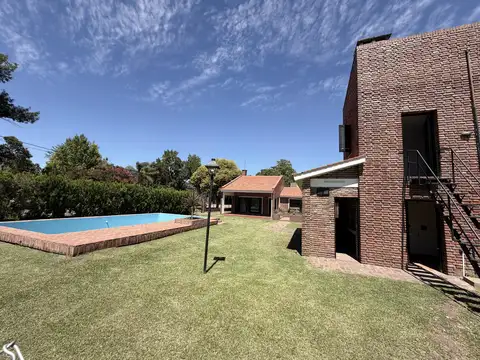 Casa en Venta en Los Troncos, USD 250.000