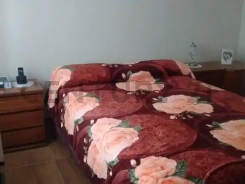 Depto Tipo Casa en Venta en Bernal, USD 48.500