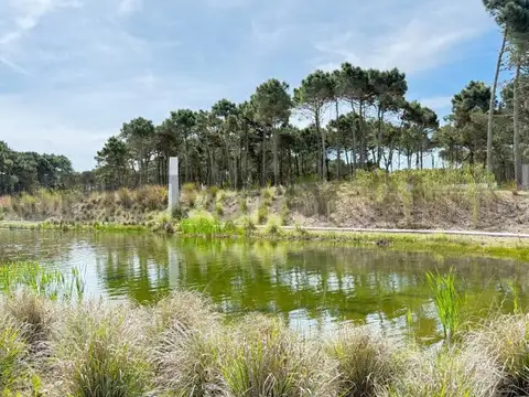 Lote en Barrio Bosques Pinamar en Venta