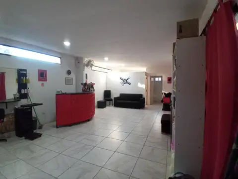 VENTA | PERMUTA - Casa 3 dormitorios. quincho y pileta   2 locales comerciales - Funes, Santa Fe.