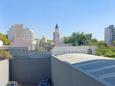 Venta Oficina de  247 Metros en Parque Patricios