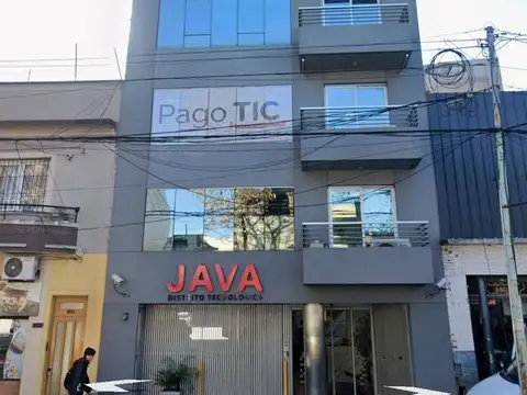 Venta Oficina de  247 Metros en Parque Patricios